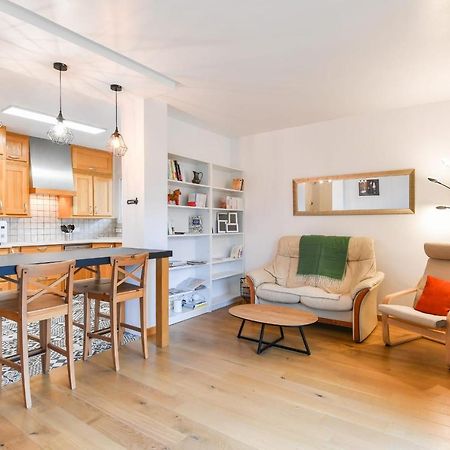Nice Apartment With Balcony Very Close To The City Center Annecy Exterior photo