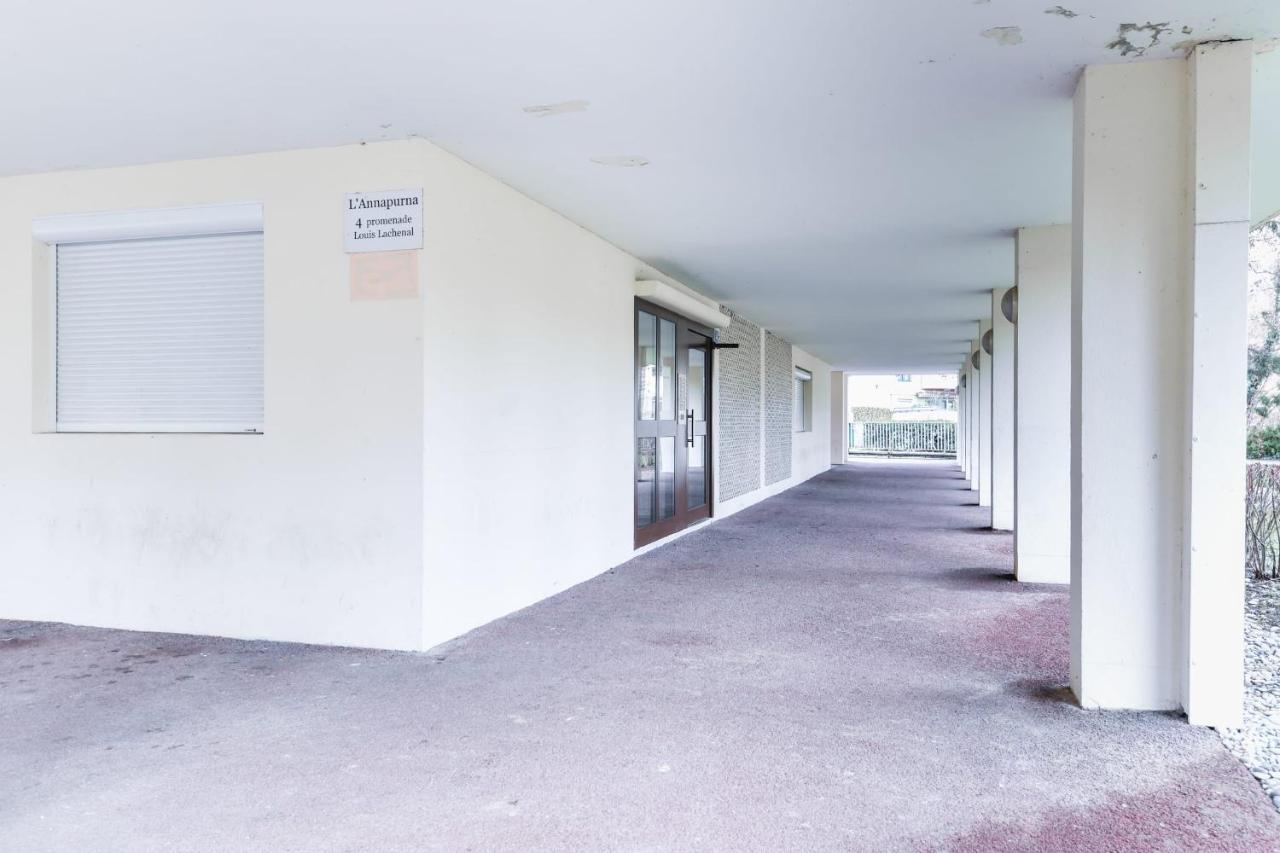 Nice Apartment With Balcony Very Close To The City Center Annecy Exterior photo