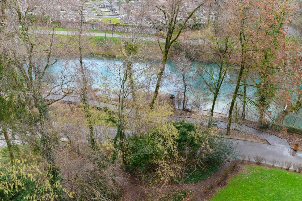 Nice Apartment With Balcony Very Close To The City Center Annecy Exterior photo