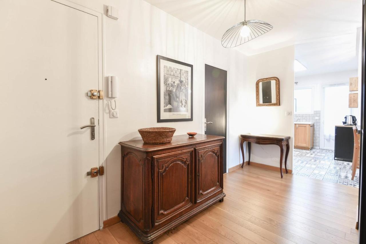 Nice Apartment With Balcony Very Close To The City Center Annecy Exterior photo